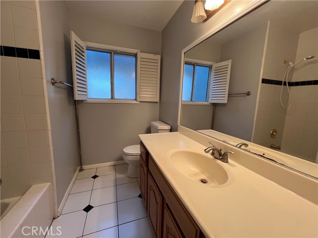 Detail Gallery Image 15 of 19 For 141 N Prospectors Rd, Diamond Bar,  CA 91765 - 4 Beds | 2 Baths