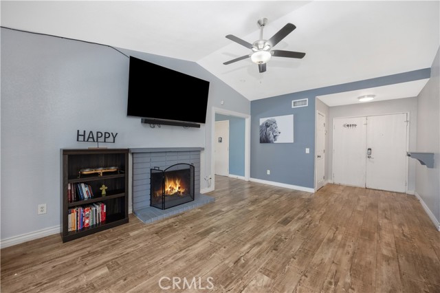 731 S Beechwood Avenue, Rialto CA: https://media.crmls.org/medias/fb0c2721-5dca-475f-8807-c244ab3782a9.jpg