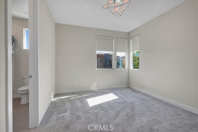 670 Athos, Lake Forest CA: https://media.crmls.org/medias/fb0c627a-5a4c-4338-bff5-40730560a21e.jpg