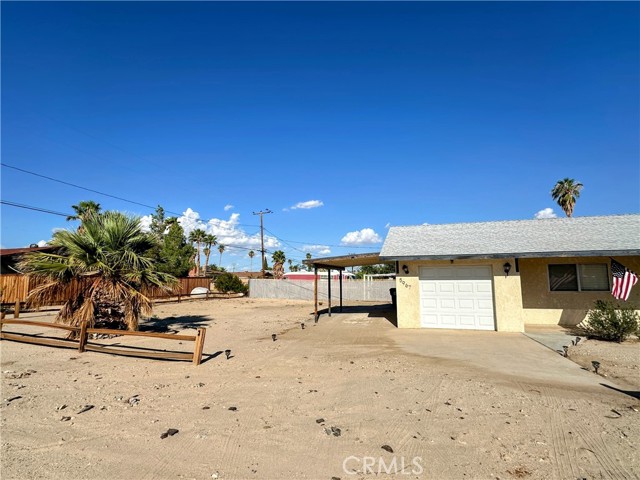 5967 Alpine Avenue, 29 Palms CA: https://media.crmls.org/medias/fb0c6bf5-662c-44bc-a54e-a26b9586786f.jpg