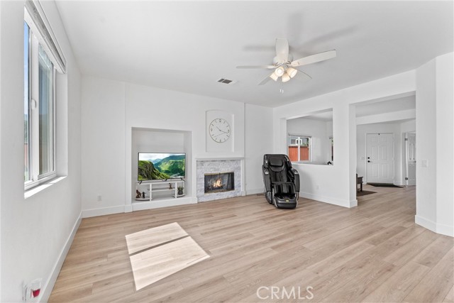 8798 Crest View Drive, Corona CA: https://media.crmls.org/medias/fb0ce287-0094-473f-b8b3-37108ad430c6.jpg