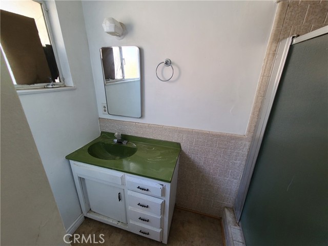 7938 Chantry Avenue, Fontana CA: https://media.crmls.org/medias/fb0d3b4a-757f-40db-926c-9932e13192a4.jpg