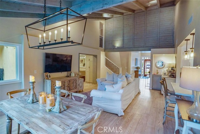 10624 Nevada Avenue, Chatsworth CA: https://media.crmls.org/medias/fb0d6626-2703-4390-bc4e-593b46ca488d.jpg