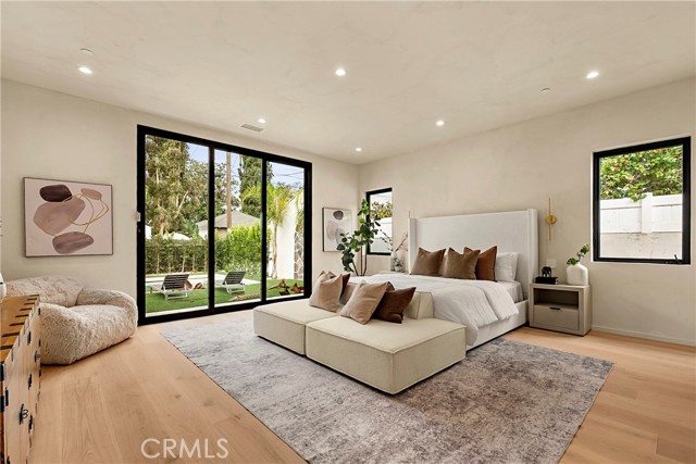 Detail Gallery Image 40 of 58 For 5525 Carpenter Ave, Valley Village,  CA 91607 - 5 Beds | 6/1 Baths