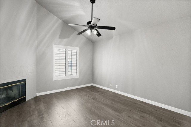 18328 Keswick Street photo 26
