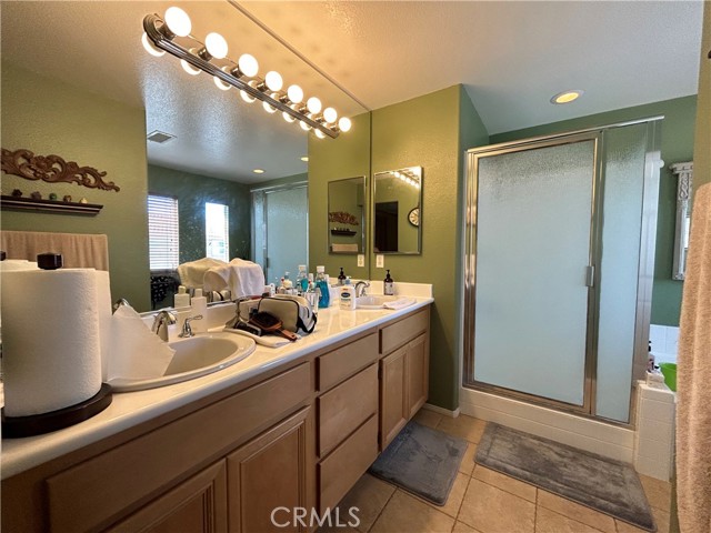 Detail Gallery Image 10 of 25 For 24702 Montevista, Valencia,  CA 91354 - 3 Beds | 2 Baths