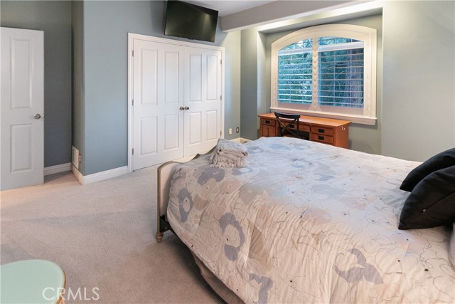 Detail Gallery Image 18 of 21 For 26125 Augusta Way, Lake Arrowhead,  CA 92352 - 5 Beds | 3/1 Baths