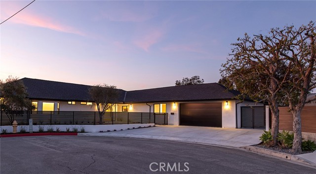 820 Calle Mendoza, San Clemente CA: https://media.crmls.org/medias/fb0ffea5-2c1c-4a21-a621-718630ff19a1.jpg