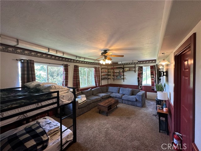 1286 Aleutian Drive, Lake Arrowhead CA: https://media.crmls.org/medias/fb106e2a-cba2-4a76-a90d-83d20fe95b74.jpg
