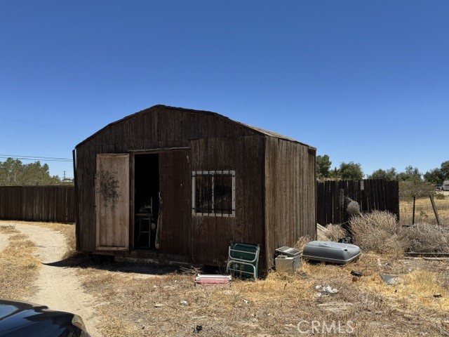 11132 E Avenue R6, Sun Village, CA 93543 photo 28
