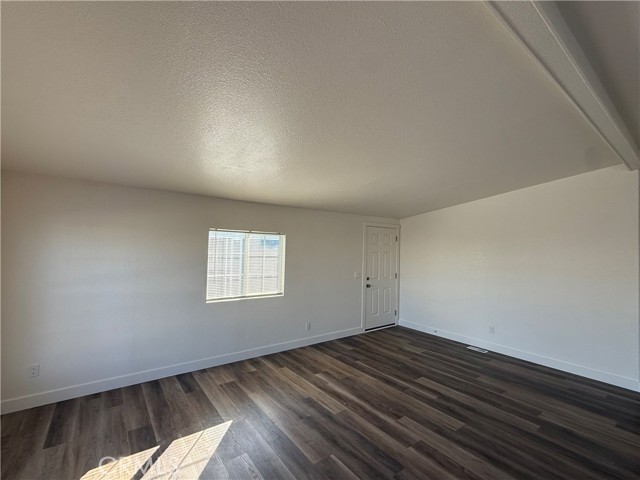 Detail Gallery Image 5 of 16 For 7850 Slater Ave #99,  Huntington Beach,  CA 92647 - 3 Beds | 2 Baths