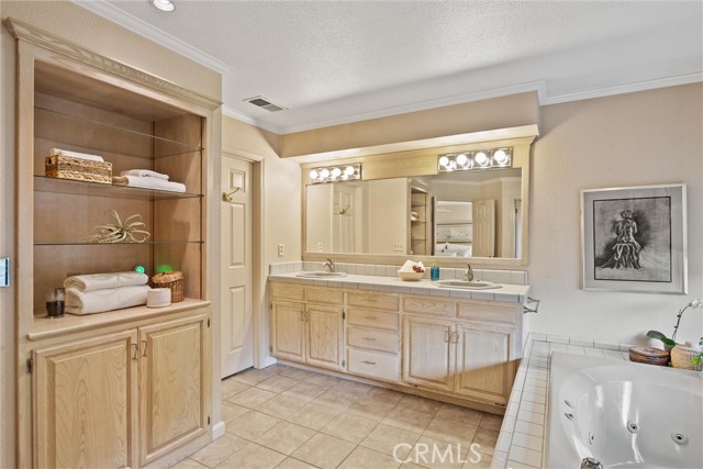 Detail Gallery Image 31 of 51 For 529 Countryside Ln, Chico,  CA 95973 - 4 Beds | 2/1 Baths