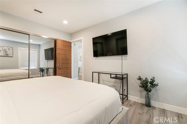 Detail Gallery Image 23 of 43 For 18033 Duncan St, Encino,  CA 91316 - 3 Beds | 2 Baths
