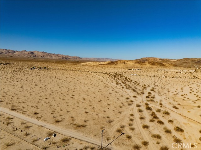 Detail Gallery Image 4 of 19 For 5226 Pearl Springs Ave, Twentynine Palms,  CA 92277 - – Beds | – Baths