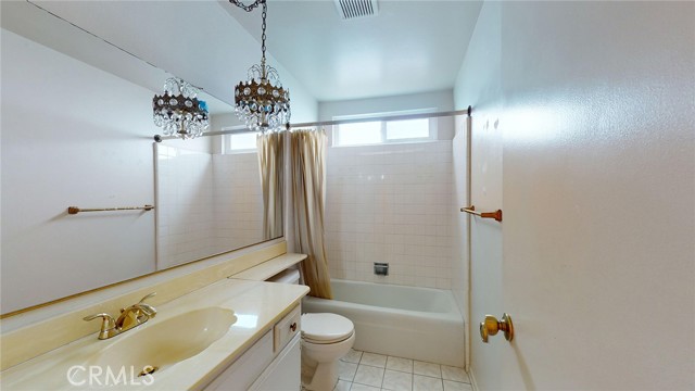 Detail Gallery Image 24 of 36 For 20136 Lorne St, Winnetka,  CA 91306 - 3 Beds | 2 Baths