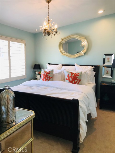 Detail Gallery Image 18 of 29 For 75 Claremont, Long Beach,  CA 90803 - 4 Beds | 4 Baths