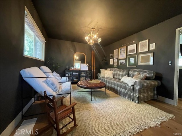 938 Balfrin Drive, Crestline CA: https://media.crmls.org/medias/fb15095e-ef0c-4f15-afbf-011b38d45cca.jpg