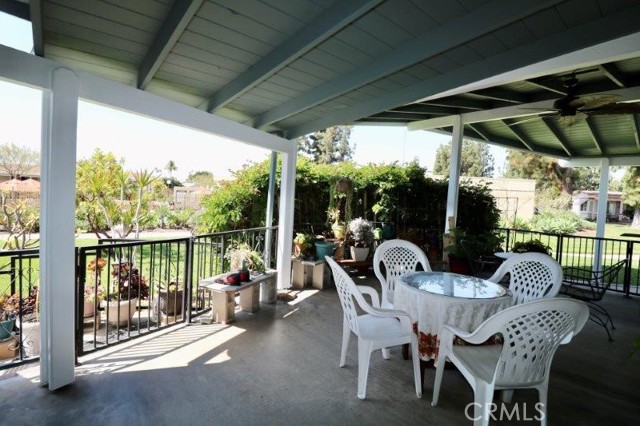 12623 Lake Frost Way, La Mirada CA: https://media.crmls.org/medias/fb152cdb-0e2d-4e15-a4e0-afb8d12990a3.jpg