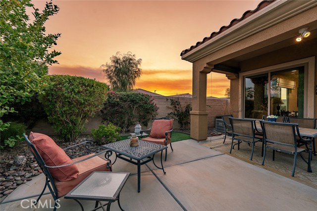 81535 Avenida De Baile, Indio CA: https://media.crmls.org/medias/fb15ee10-ee0e-463c-a627-1fdf622e5e13.jpg