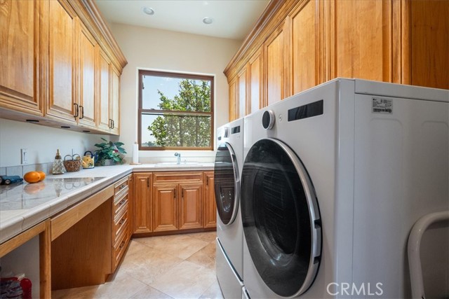 1917 Santa Margarita Drive, Fallbrook CA: https://media.crmls.org/medias/fb17b222-622a-4302-9eba-09145d69fd7e.jpg