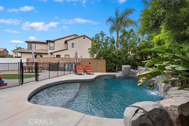 7416 Mayfield Street, Eastvale CA: https://media.crmls.org/medias/fb17c7f7-9b1d-4c79-a00f-bac3ccd15540.jpg