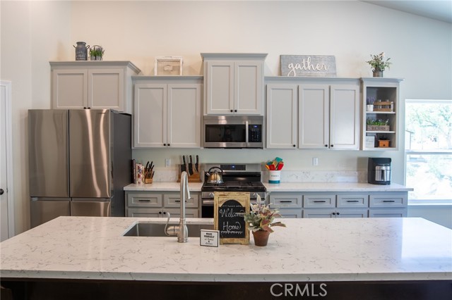 Detail Gallery Image 17 of 58 For 29200 Acorn Ct, Coarsegold,  CA 93614 - 4 Beds | 3 Baths