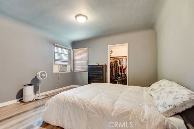 34510 Avenue B, Yucaipa CA: https://media.crmls.org/medias/fb184a0a-b8ab-43c5-9cc6-bf106064c23f.jpg