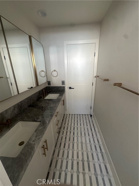 Detail Gallery Image 18 of 23 For 24636 Calle Ardilla, Calabasas,  CA 91302 - 5 Beds | 3 Baths