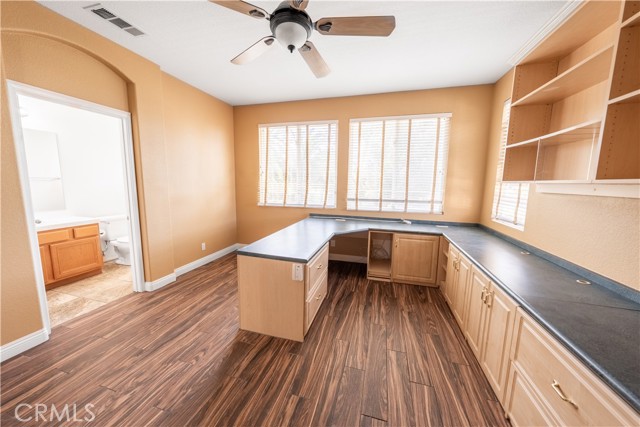 31465 Inverness Court, Temecula CA: https://media.crmls.org/medias/fb19e901-61cc-4b6f-a818-3701980b6bcd.jpg