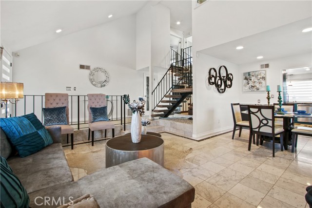 1107 Woodbury Drive, Harbor City CA: https://media.crmls.org/medias/fb1a4f37-cae4-440d-bb55-dd63ebe851fc.jpg