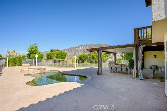 Detail Gallery Image 44 of 55 For 7370 Chantilly Ln, Tujunga,  CA 91042 - 6 Beds | 4 Baths