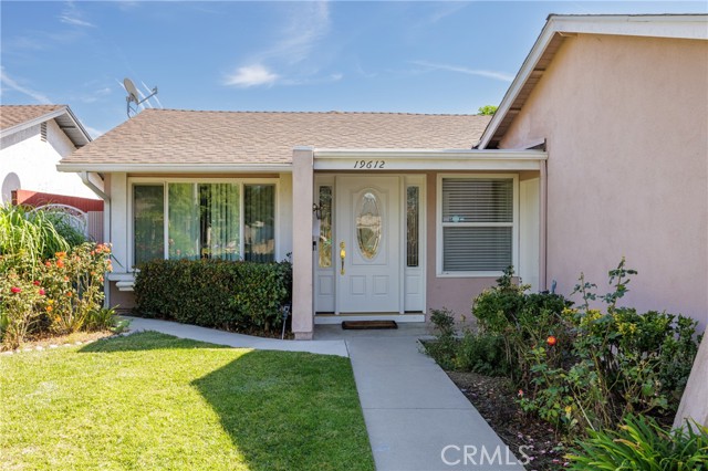 Detail Gallery Image 3 of 26 For 19612 Donna Ave, Cerritos,  CA 90703 - 3 Beds | 2 Baths