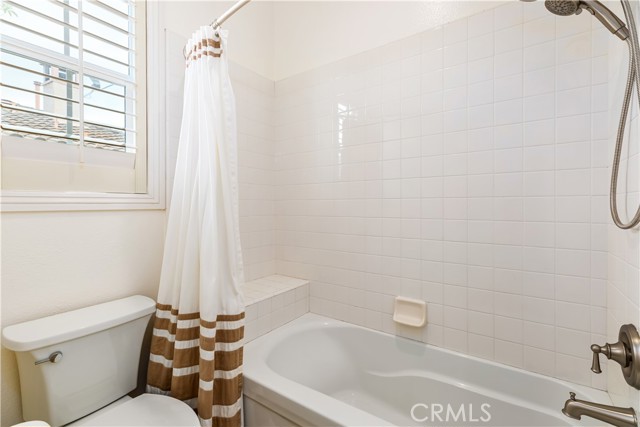 Detail Gallery Image 35 of 61 For 154 Treehouse, Irvine,  CA 92603 - 5 Beds | 4/1 Baths