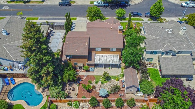 4350 Ferreira Ranch Drive, Turlock CA: https://media.crmls.org/medias/fb1b61a8-b334-4e56-82a1-86297c9f8f12.jpg