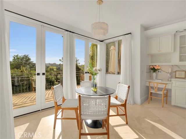 Detail Gallery Image 23 of 60 For 4862 Galendo St, Woodland Hills,  CA 91364 - 6 Beds | 6 Baths