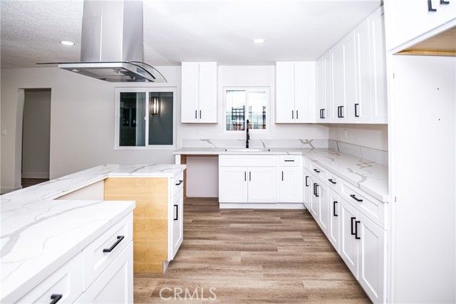 2983 N Alameda Avenue, San Bernardino CA: https://media.crmls.org/medias/fb1c789e-457a-4c0d-853c-23f8b95db813.jpg