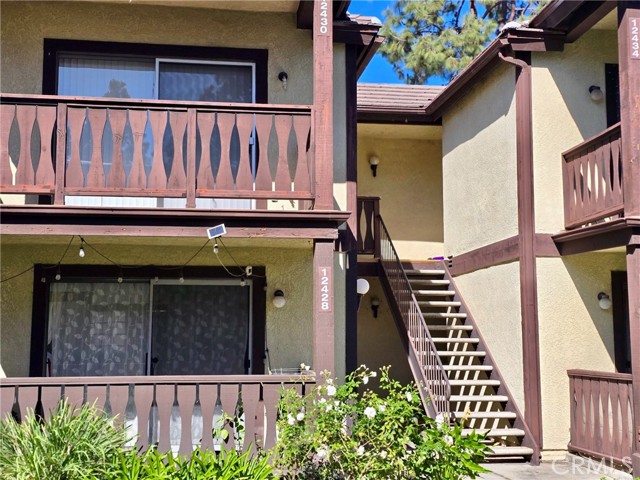 Detail Gallery Image 2 of 21 For 12430 Woodbridge, Garden Grove,  CA 92843 - 2 Beds | 2 Baths