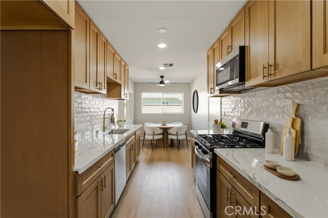 15513 Flatbush Avenue photo 9