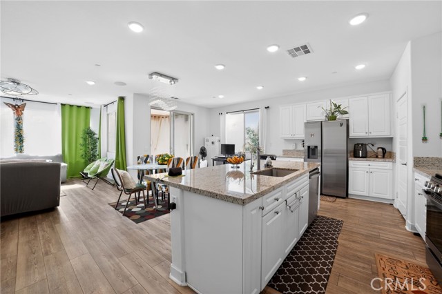 Detail Gallery Image 8 of 43 For 1653 Capri, Beaumont,  CA 92223 - 3 Beds | 2 Baths