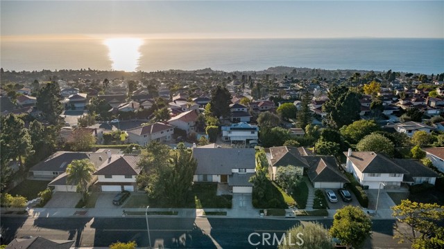 Detail Gallery Image 9 of 50 For 28525 Covecrest, Rancho Palos Verdes,  CA 90275 - 5 Beds | 2/1 Baths