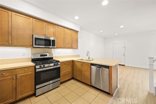 Detail Gallery Image 7 of 42 For 317 N Fenimore Ave, Azusa,  CA 91702 - 3 Beds | 2/1 Baths