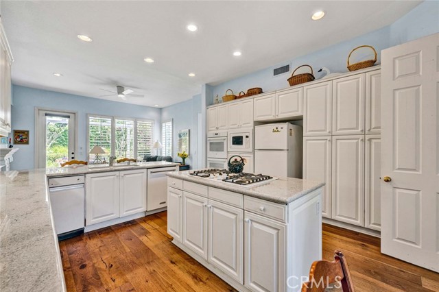 1426 Newporter Way, Newport Beach photo 27