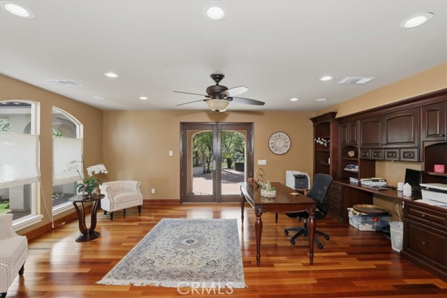 Detail Gallery Image 22 of 63 For 4972 Clover, Rancho Cucamonga,  CA 91737 - 6 Beds | 6/1 Baths