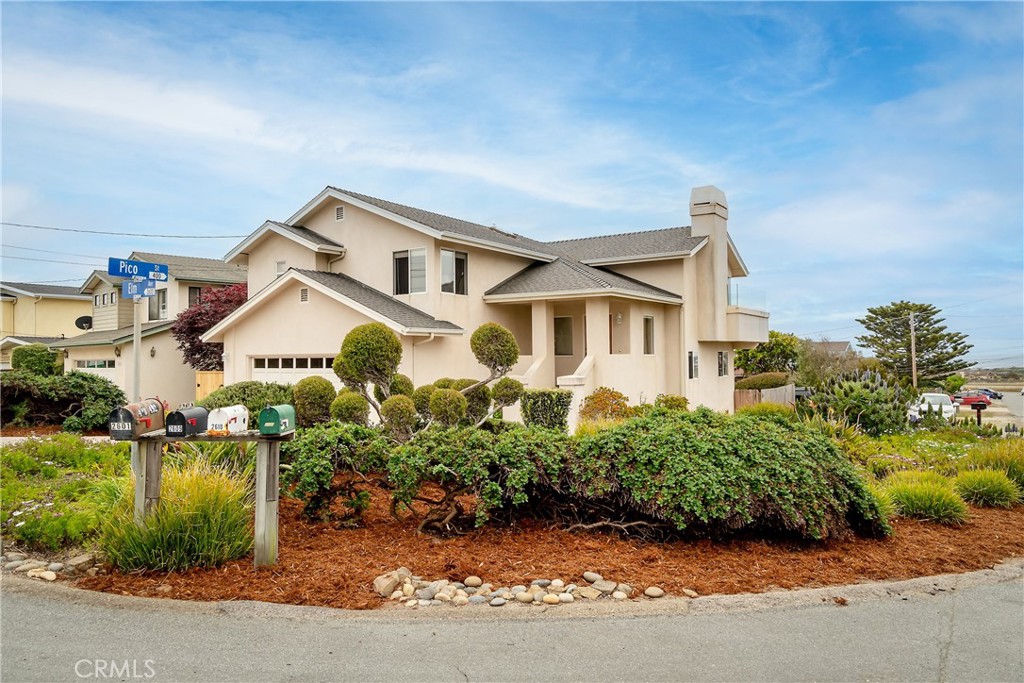 2595 Elm Avenue, Morro Bay, CA 93442