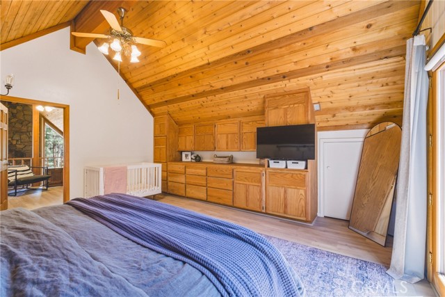 Detail Gallery Image 30 of 60 For 1137 Edna, Wrightwood,  CA 92397 - 5 Beds | 3 Baths