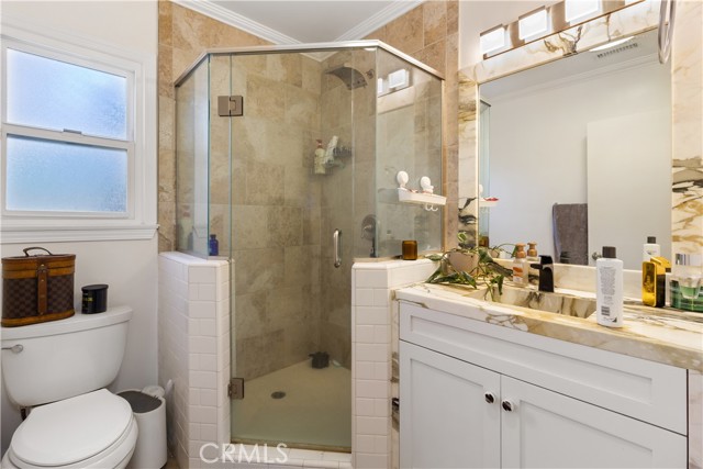 Detail Gallery Image 9 of 18 For 12553 Barbara Ann St, North Hollywood,  CA 91605 - 3 Beds | 2 Baths