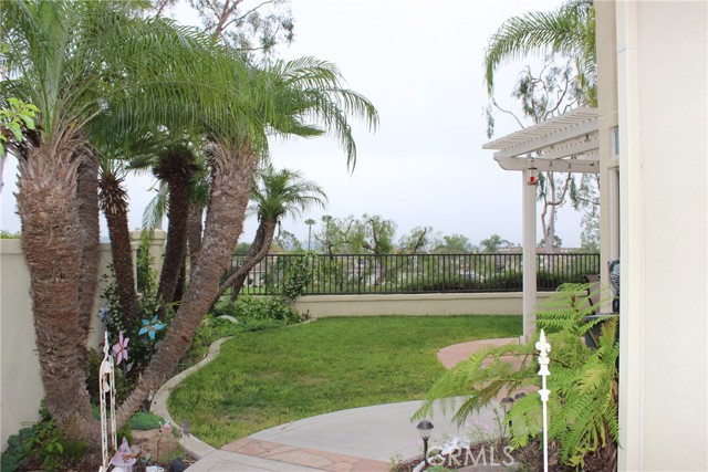 26452 La Scala, Laguna Hills CA: https://media.crmls.org/medias/fb21e503-d081-418a-ae54-b2c5c0ac37d7.jpg