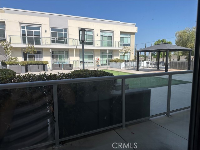 56 E Duarte Road, Arcadia CA: https://media.crmls.org/medias/fb227d76-c937-4db8-ab52-d4a52db189b5.jpg