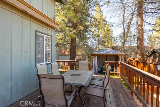 Detail Gallery Image 22 of 32 For 42824 Cedar Ave, Big Bear Lake,  CA 92315 - 4 Beds | 3 Baths