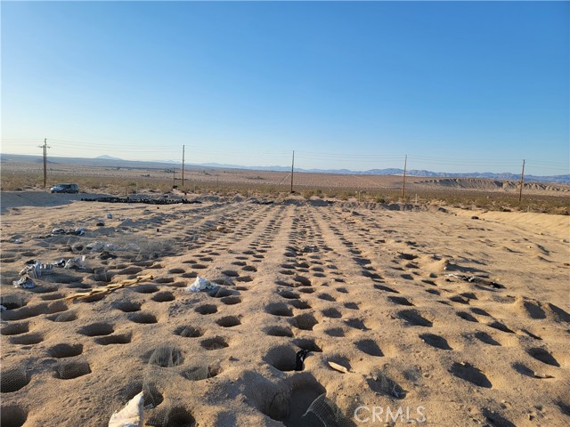 Detail Gallery Image 9 of 14 For 69731 Two Mile Rd, Twentynine Palms,  CA 92277 - – Beds | – Baths